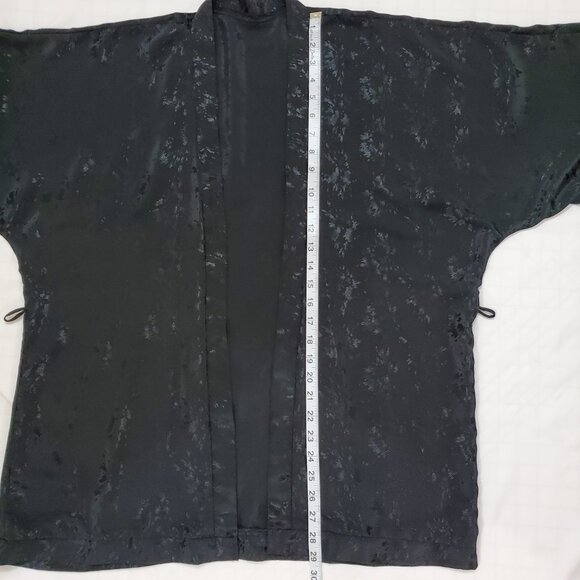 Delicates Vintage ‘90s Women’s Short Black Robe, 100% Polyester, One Size - Picture 12 of 14